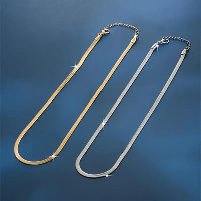 TRYST NECKLACE