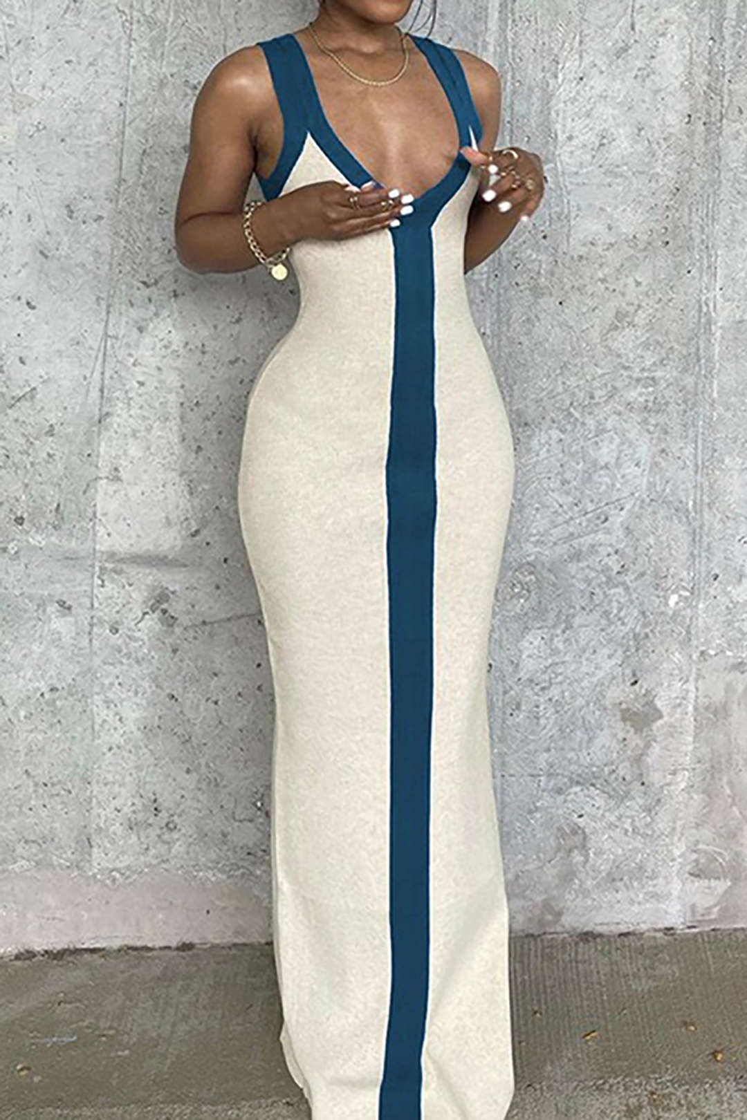 Elegant Two-Tone Deep V Ribbed Maxi Dress