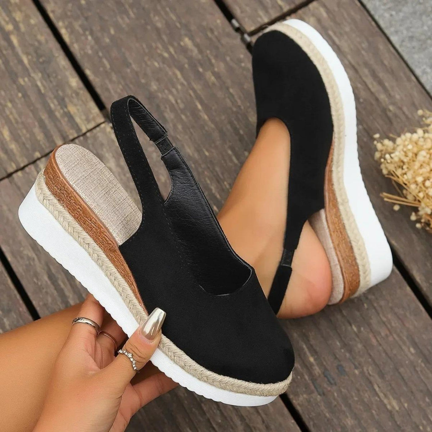 Anika™ - Comfortabele sandalen met sleehak 