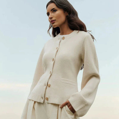 Callie | Klassieke geknoopte cardigan 